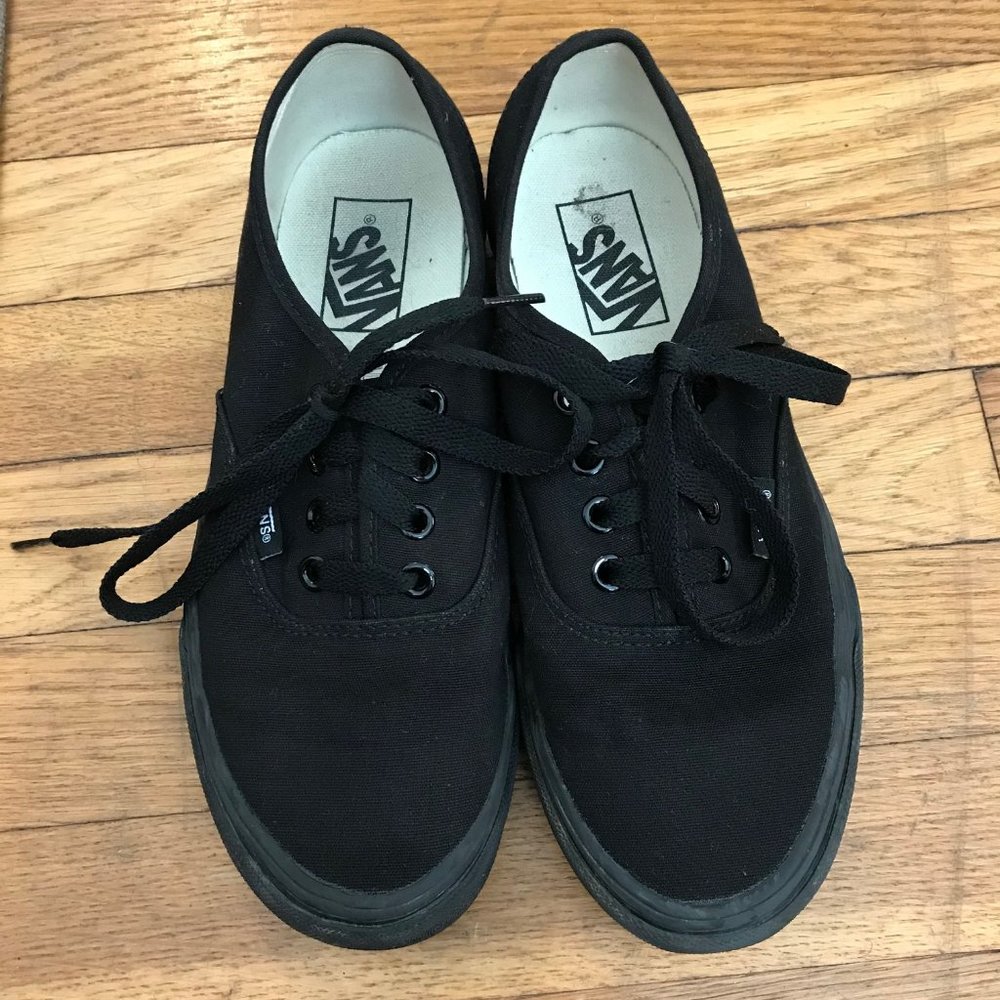 Authentic VANS Black Mens/Boys size 6